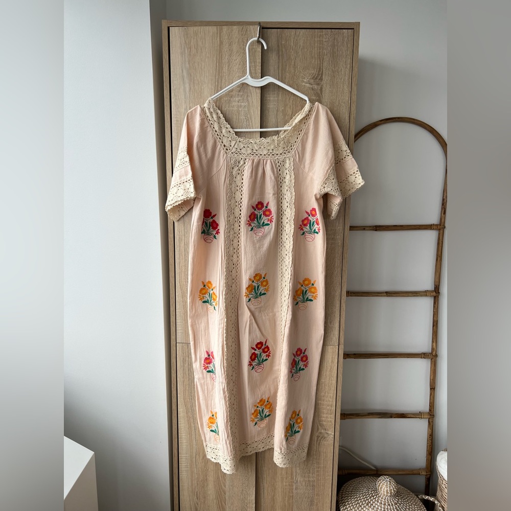 Boho Floral Embroidered Midi Dress in Nude, Size Medium